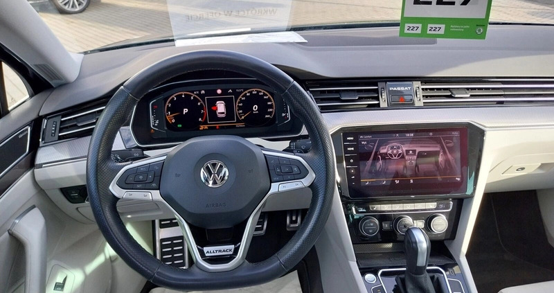 Volkswagen Passat cena 164900 przebieg: 70296, rok produkcji 2020 z Szydłowiec małe 667